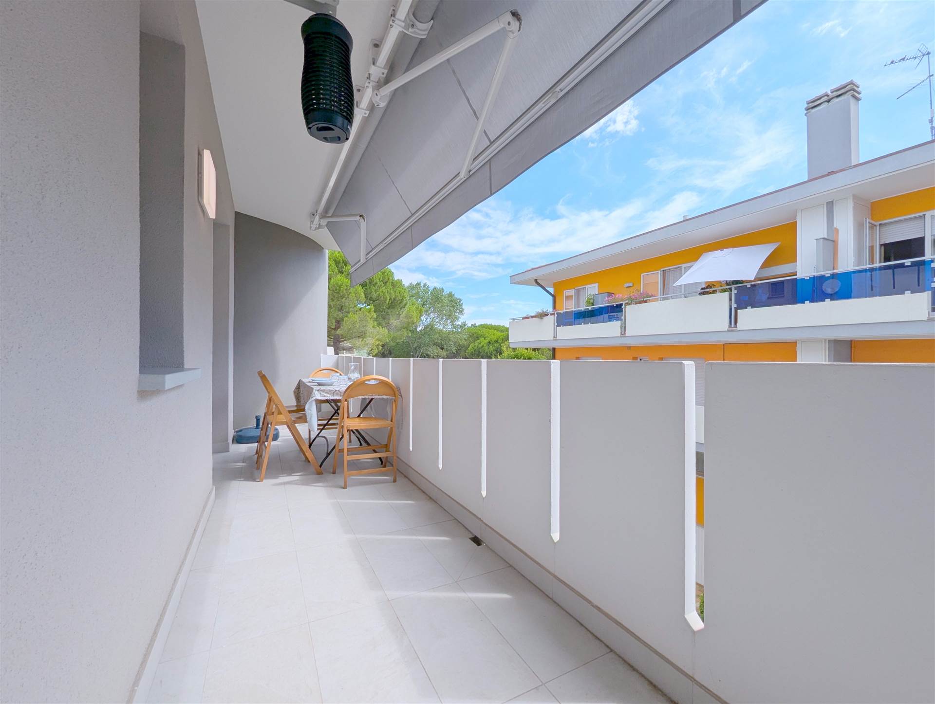 Condominio Azalee
