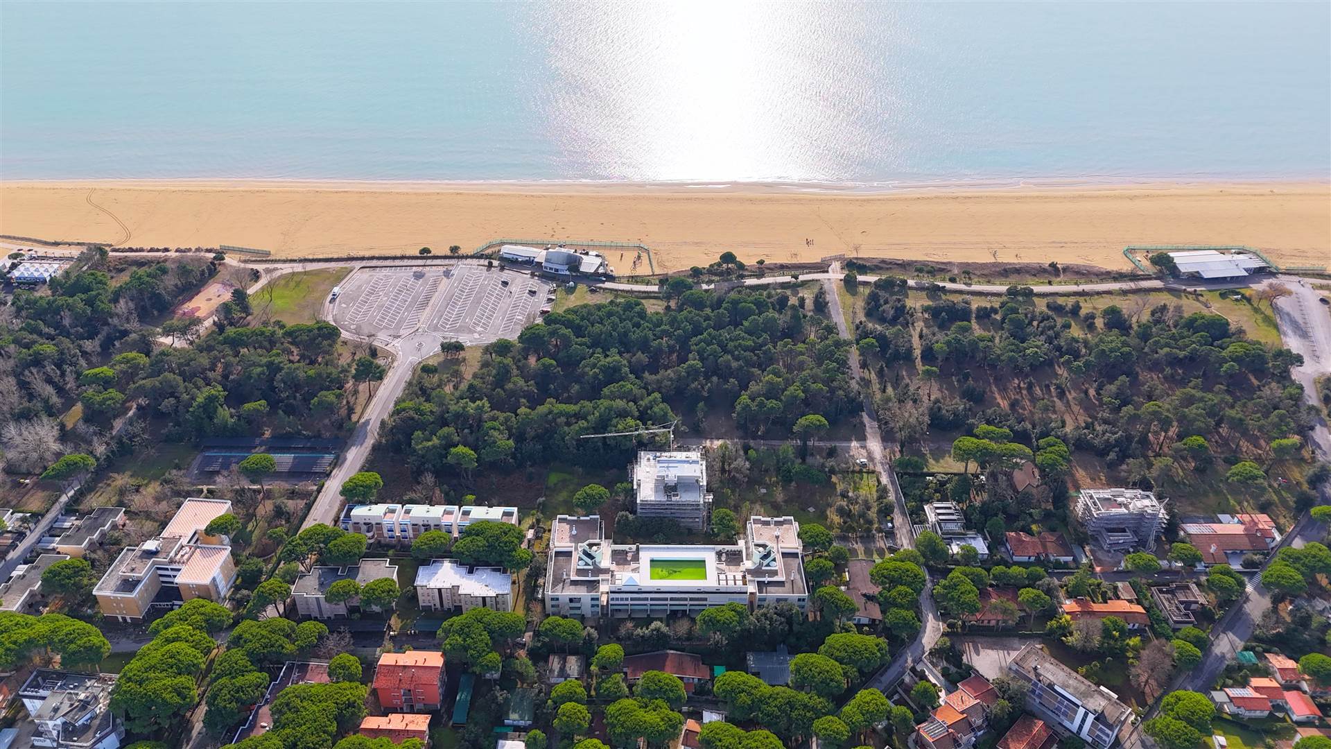 Residence Pinewood 1