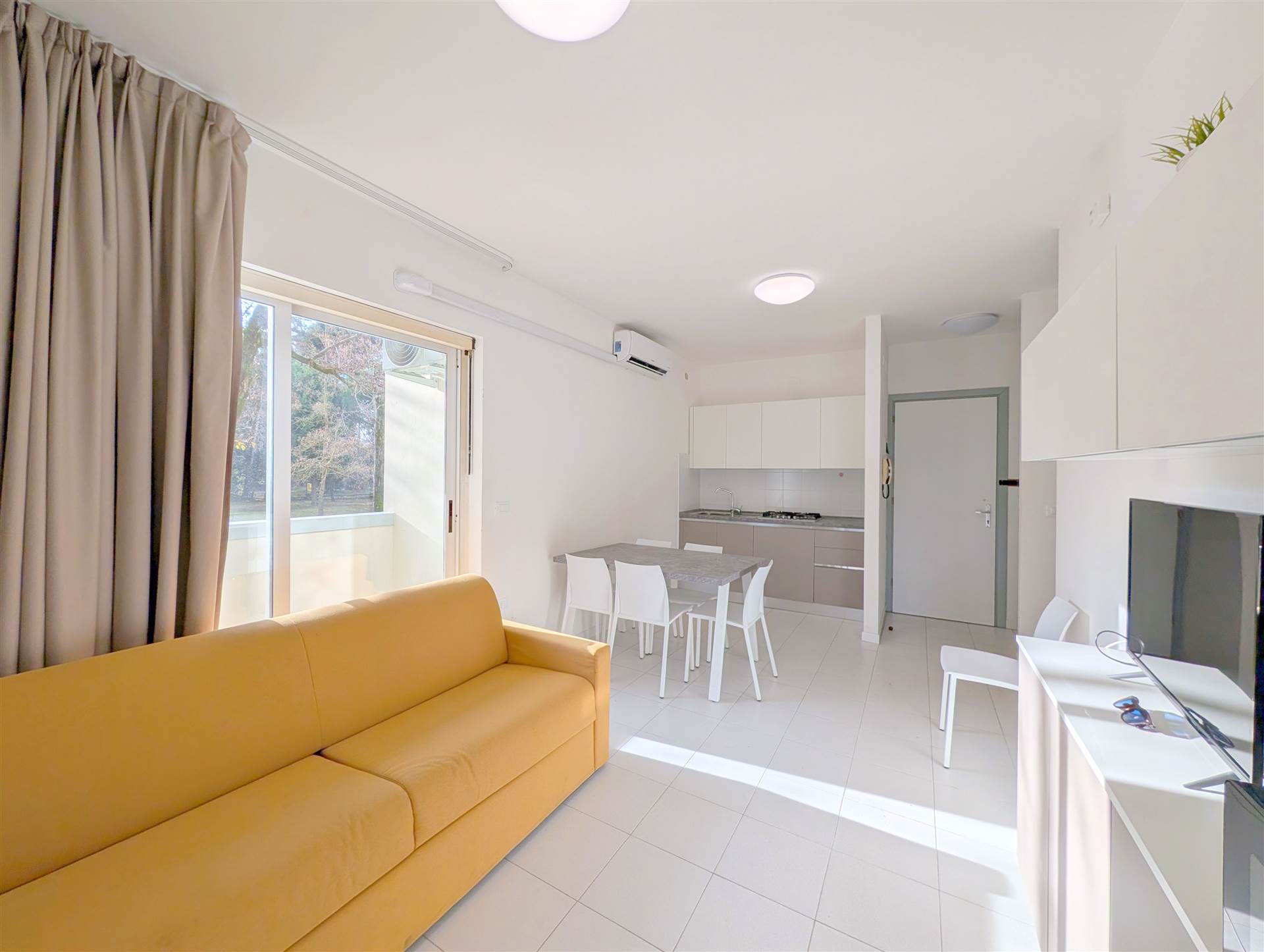 Residence Pinewood 1