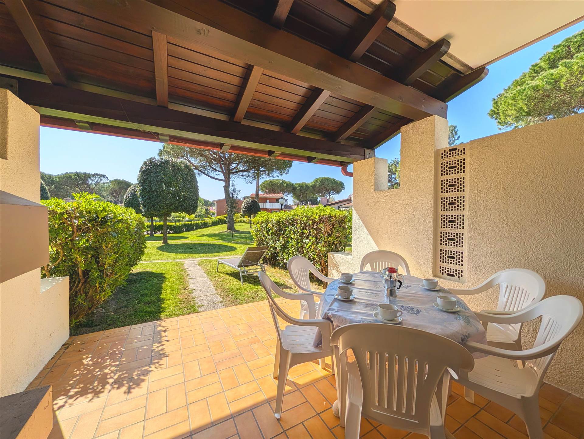 Villaggio Club dei Pini 2