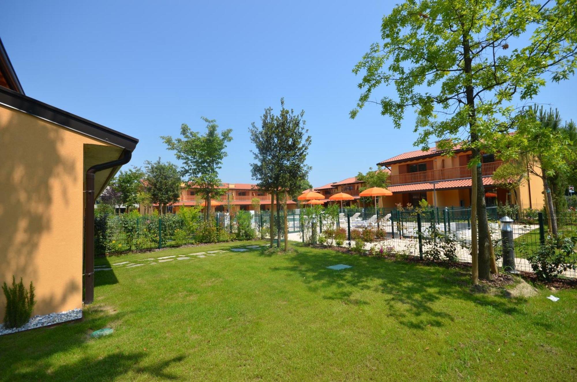 Villaggio-Tamerici-Lignano-Sabbiadoro-Exterior